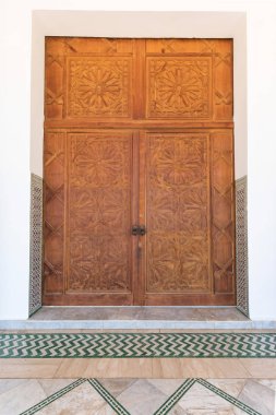 Hasan II Camii, Fas 'ın Kazablanka şehrinde bir camidir. Afrika 'daki en büyük camidir ve dünyanın en büyük üçüncü camisidir. Projenin minaresi, 210 metre İnşaat Detaylarıyla dünyanın en yüksek ikinci minaresi oldu.