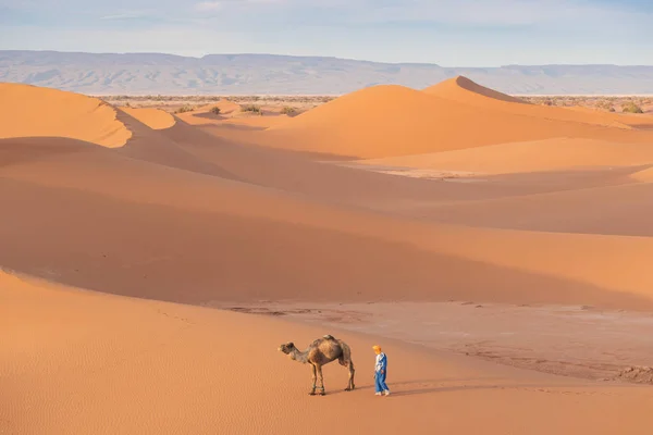 Sahara Marokko Januari 2020 Portret Van Een Bedoeïenennomade Met Tulband — Stockfoto