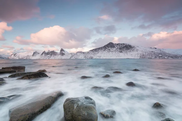 Panorama Zasněžených Fjordů Pohoří Senja Norsko Úžasná Příroda Norska Přímořská — Stock fotografie