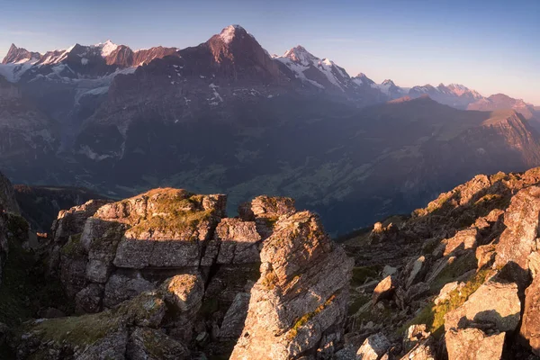 Καλοκαιρινές Διακοπές Ηλιοβασίλεμα Στην Οροσειρά Bernese Πάνω Από Λίμνη Bachalpsee — Φωτογραφία Αρχείου