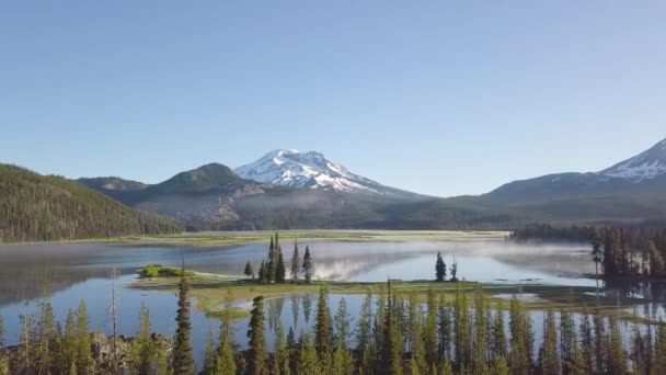 Vista Hermosa Montaña Lago — Vídeo de stock