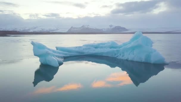Obrovské Ledovce Přírodním Pozadí — Stock video