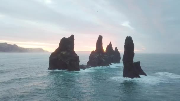 Vista Panorâmica Das Montanhas Rochosas Mar — Vídeo de Stock