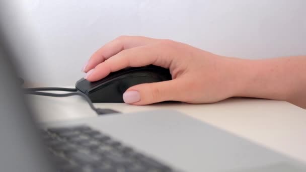 Female Hand Computer Mouse Table Closeup — Stock Video