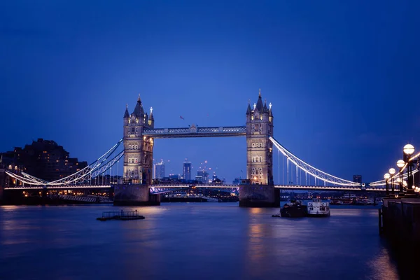 Tower bridge — Stock Photo, Image