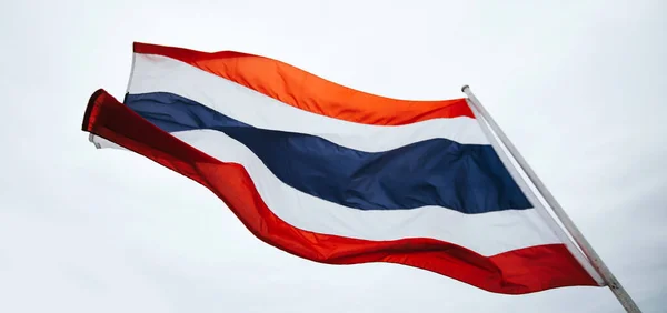 Banderas Tailandesas Bandera Amarilla Los Reyes Ondeando Viento — Foto de Stock
