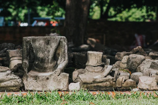 Increíbles Detalles Del Wat Maha Ese Templo Con Las Ruinas —  Fotos de Stock
