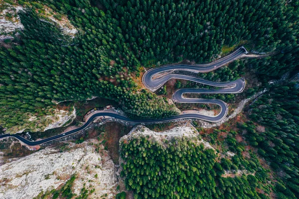 Serpentine road — Stock Photo, Image