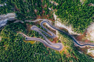 Yılan gibi yol