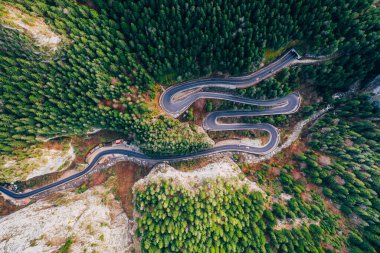 Yılan gibi yol