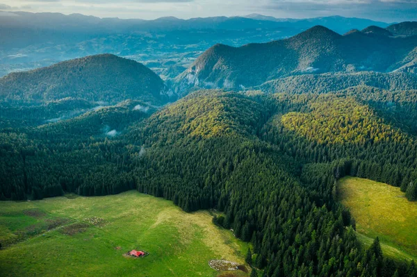 Piatra Craiului Widziana Drona — Zdjęcie stockowe