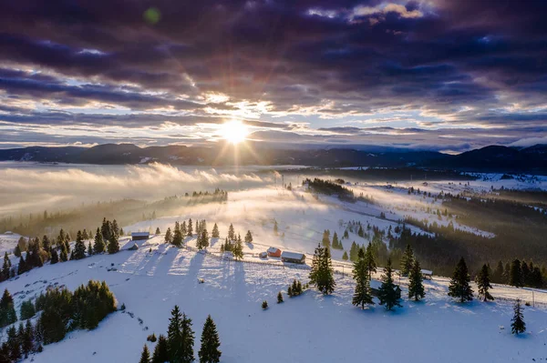 Pasul Tihuta Rumänien Sett Utifrån Drönare Tidigt Vintern Morgon — Stockfoto