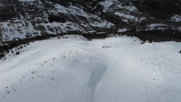 Skidanläggningens Snöiga Sluttningar — Stockvideo