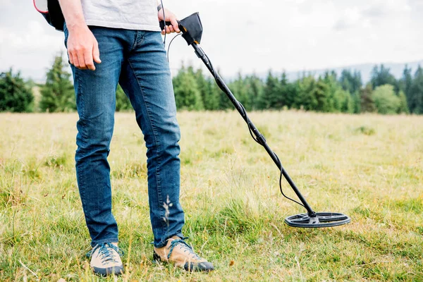 Metalldetektor Söka Efter Skatten Marken — Stockfoto