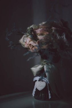 İlkbaharda güzel çiçek arkaplanı. Düğün sezonu. Önemli olaylar için çiçek sanatı.