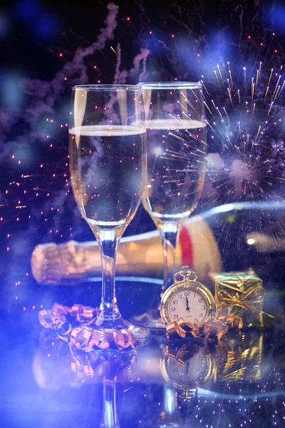 Concept Réveillon Nouvel Avec Bokeh Feux Artifice Verres Champagne — Photo