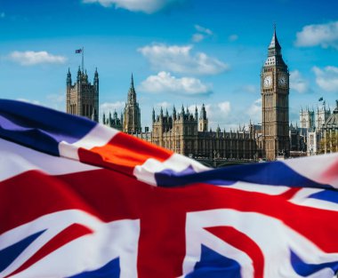 Birleşik Krallık bayrağı ve Big Ben. Londra arka planı.