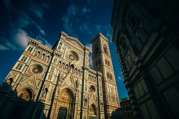 Florencja Toskania Włochy Września 2017 Niezidentyfikowani Turyści Odwiedzający Kattedrale Santa — Zdjęcie stockowe