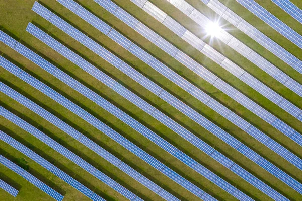 Екологічно Чисте Навколишнє Середовище Фотоелектричні Сонячні Панелі — стокове фото