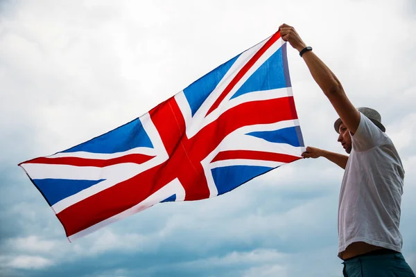 Mann Mit Der Britischen Flagge Patriot Und Unterstützer Großbritanniens — Stockfoto