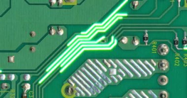 Elektronik ana kart hatlarının ve 2d animasyon hatlarının yakın plan görüntüleri