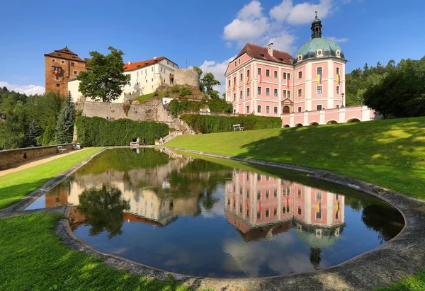 Bečov slott i Böhmen — Stockfoto