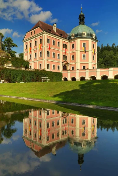 Becov castello nella Repubblica Ceca — Foto Stock