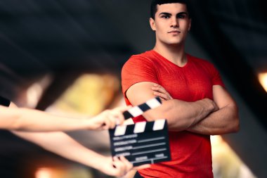 Fitness erkek Model hazır bir çekim için