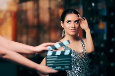 Göz alıcı Model moda kampanya Video reklamında oynadığı