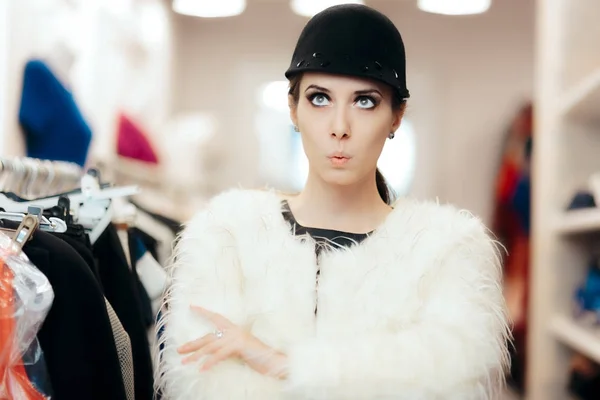 Woman Fur Coat Cute Stylish Hat Shopping — Stock Photo, Image