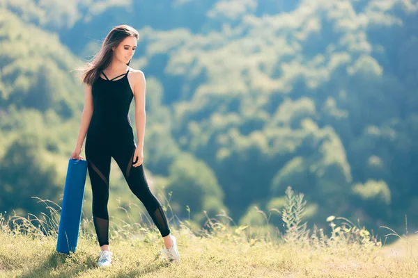 Fitness Woman Yoga One Piece Jumpsuit Pilates Mat — Stock Photo, Image