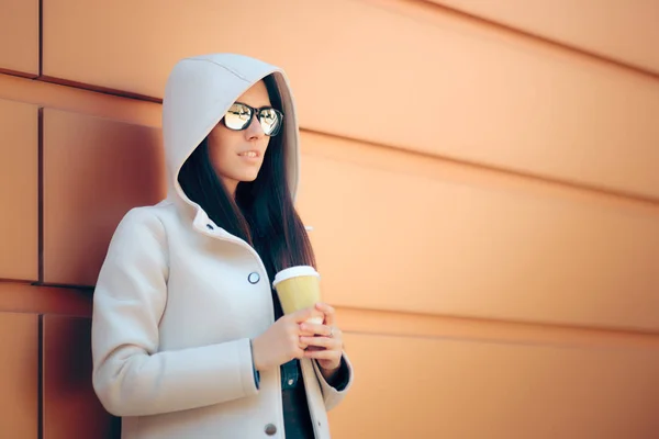 Cool Urban Fashion Girl Hooded Coat Coffee — Stock Photo, Image