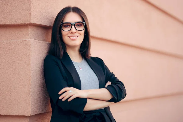 Portrait Une Femme Affaires Portant Des Lunettes — Photo