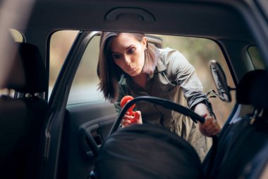 Anne Bebek Taşıyan Bebek Araba Koltuğu Tatile Hazır