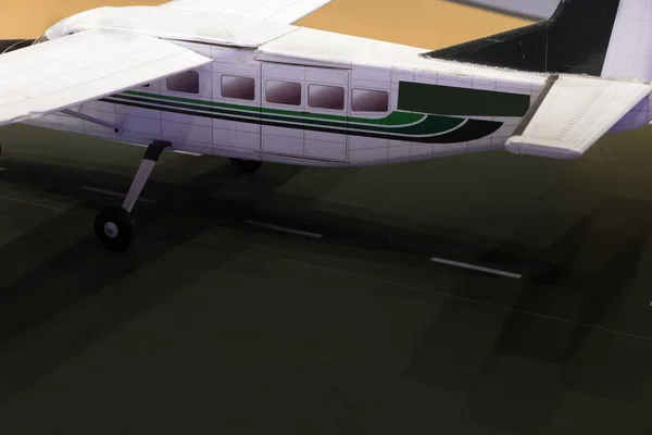 Flugzeugmodell im Miniaturformat — Stockfoto