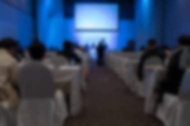 insanlar büyük konferans kongre salonu koltuklarda satırlarının oturmak