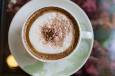 sıcak cappuccino kahve - Üstten Görünüm