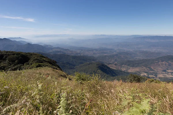 dağ manzarası, Kew Mae Pan doğa iz (Doi Inthanon Nat