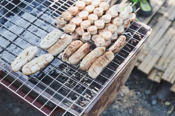 烤香蕉在架子上, 甜点在泰国 — 图库照片