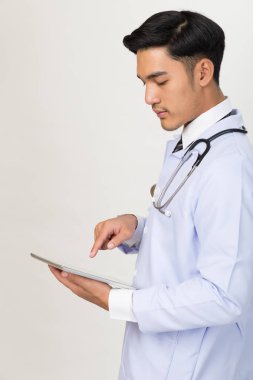 Modern tablet bilgisayarınızla - tıbbi te çalışma tıp doktor
