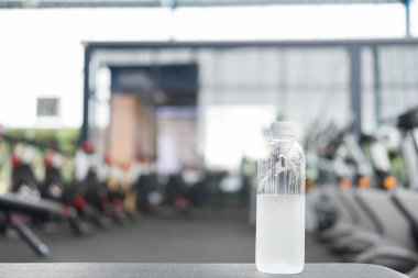 spor salonu ya da sağlık kulübünde içme suyu. Spor, fitness yaşam tarzı c