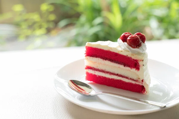 Cherry cake. tasty delicious dessert on white plate. homemade ba — Stock Photo, Image