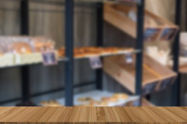 ekmek, çörek, pasta raf farklı tipteki pastane Dükkanı. 