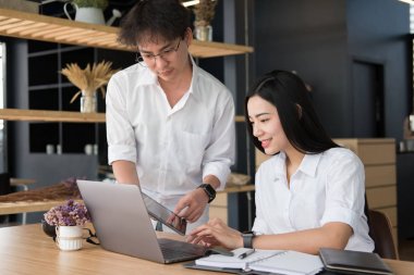 ofiste toplantısı işadamları. işadamı ve busine