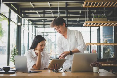 ofiste toplantısı işadamları. işadamı ve busine