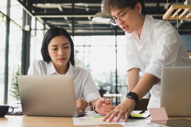 grafik veya iç tasarımcı renk renk örneği örnek o--dan seçme