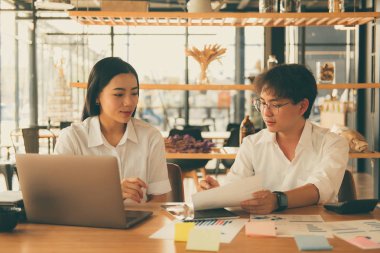 ofiste toplantısı işadamları. işadamı ve busine