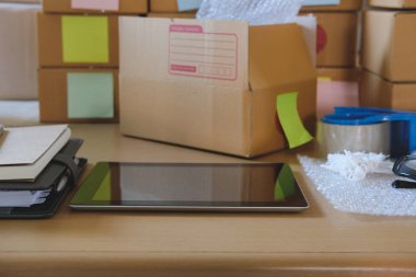tablet, başlangıç küçük busine işyerinde ambalaj aksesuarlar