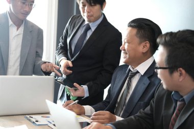 Mali Müfettiş hesap planı raporu analiz. iş adamı 