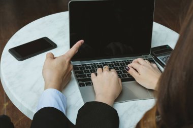 bir toplantı mı genç iş adamları. işadamı ve businesswo